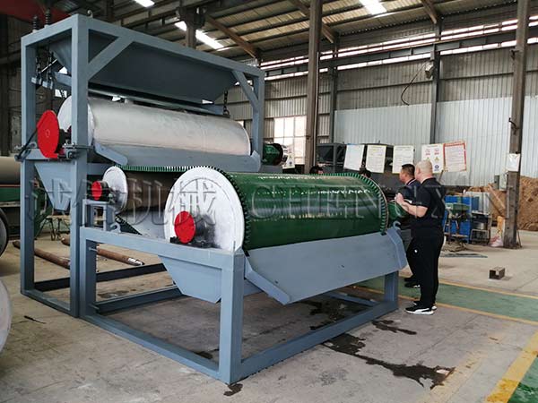 �ؿ�˹�h�ߏ�(qi��ng)��݁ʽ���x�C(j��)